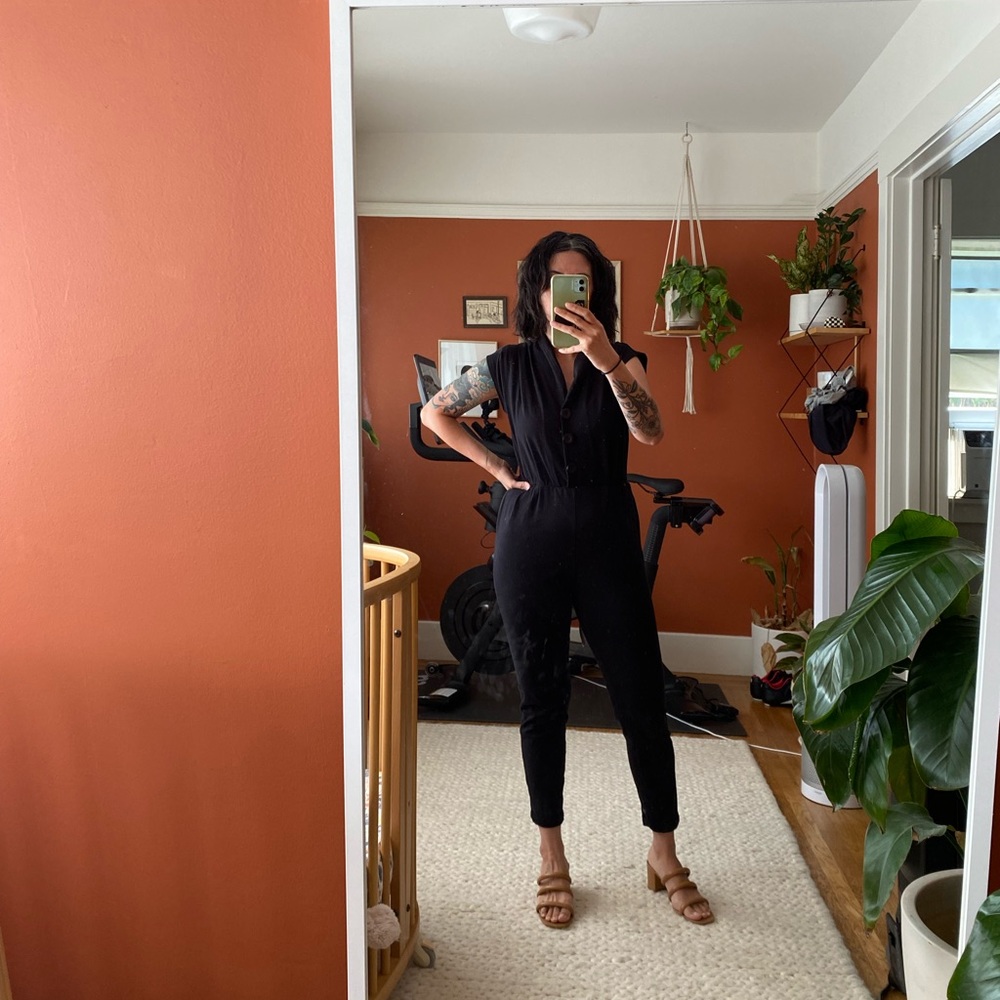 Nooworks black magic suit, size X-small EUC